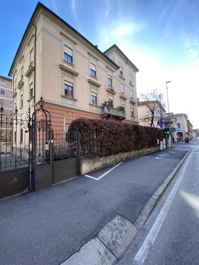 Elegante Appartamento In Centro Bérgamo Exterior foto